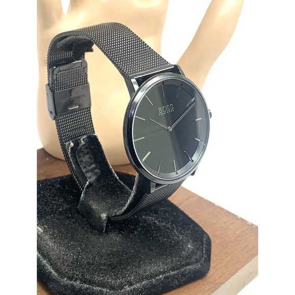 Hugo Boss Men's Watch 1513826 Quartz Skyliner Black Dial Mesh Steel Band 40mm - Picture 13 of 13